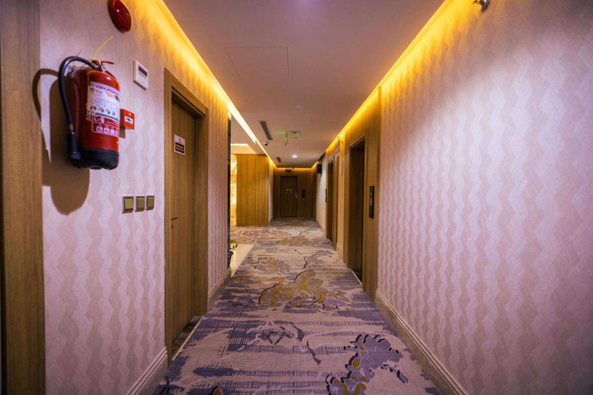 Mirnian Hotel 吉达 外观 照片